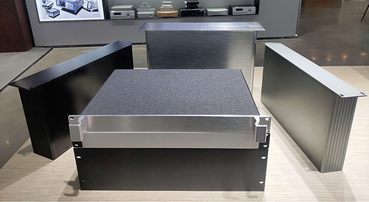 哪里可以定制19英寸机箱？