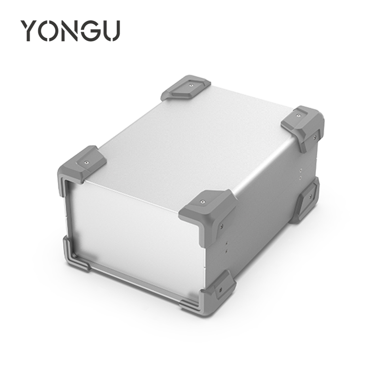 210*135-大包角防护铝合金机箱S205