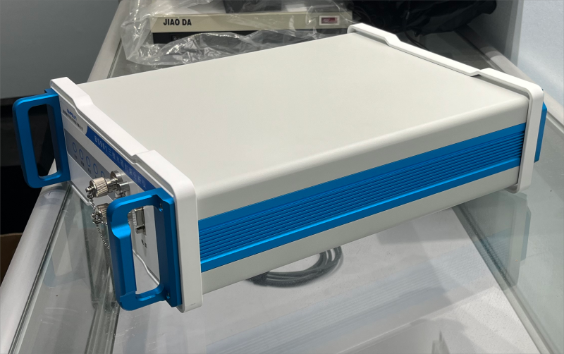 铝合金机箱喷涂白色 <a href= target='_blank'>铝合金机箱</a>喷涂白色