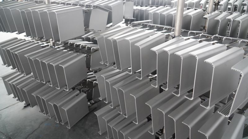 铝挤压外壳阳极氧化